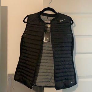 Nike Aeroloft Women’s golf vest